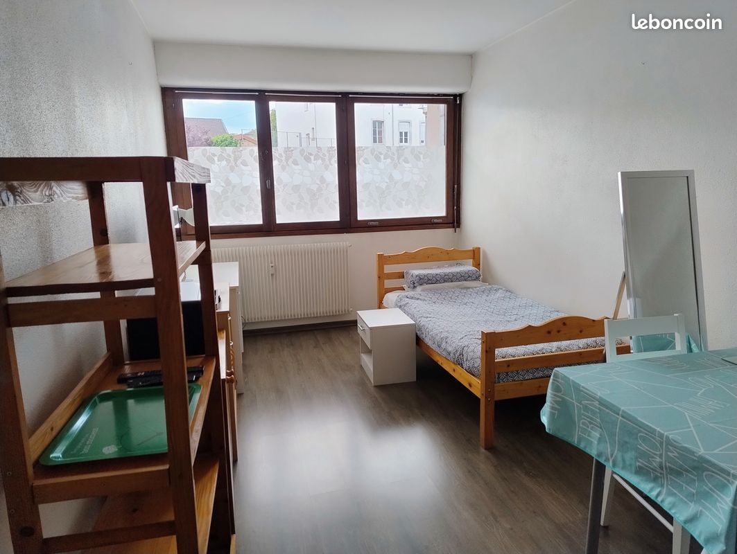 Appartement 1 pièce 23 m² · à Besançon · 23 m² · 400 €