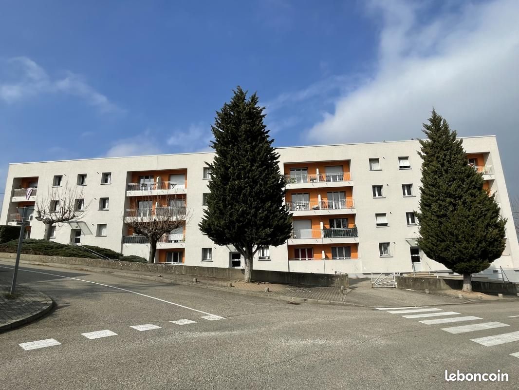 Appartement 4 pièces 64 m² · à Saint-Pierre-de-Boeuf · 64 m² · 415 €/mois