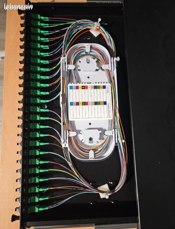 Panneau de brassage fibre optique Excel 24 ports LC APC Rack 19 (image 5)
