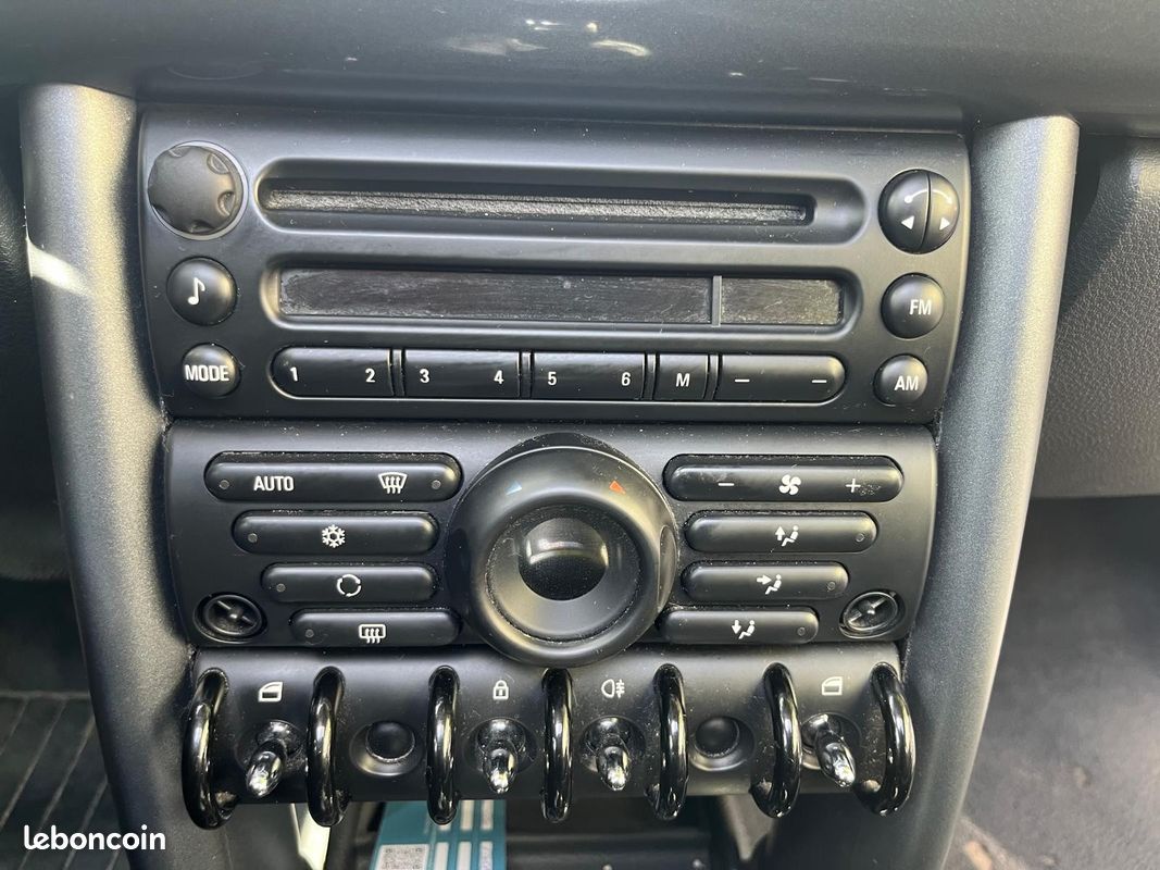 MINI MINI 1.6i - 115 Cooper CVT (image 20)