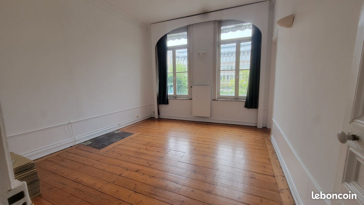 Local commercial 8 pièces 208 m² · à Roubaix · 208 m² · 330 000 €