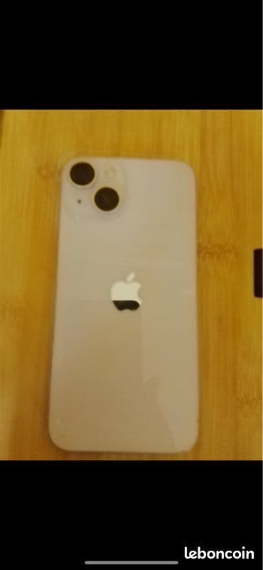 Vend IPhone 14 en parfait état (image 2)