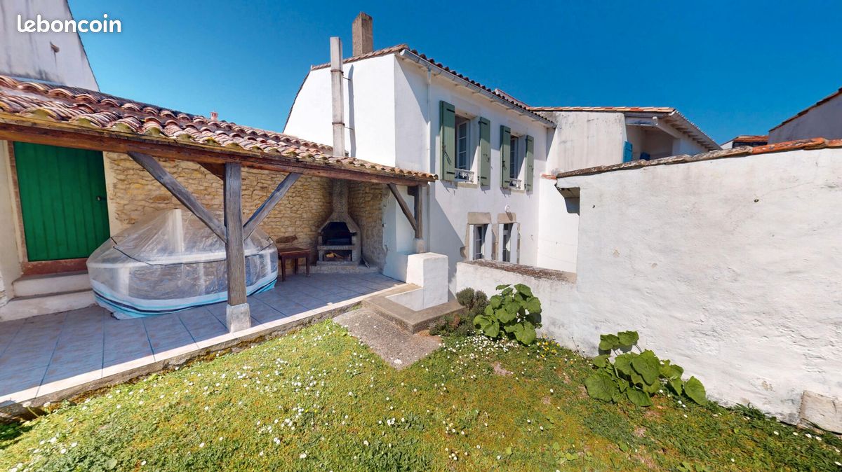 Maison 4 pièces 85 m² · à La Flotte · 85 m² · 698 000 €