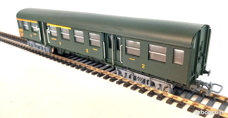 Voiture Voyageurs Jouef 2ème Classe Romilly 5102 - Échelle HO - NEUVE (n°1)