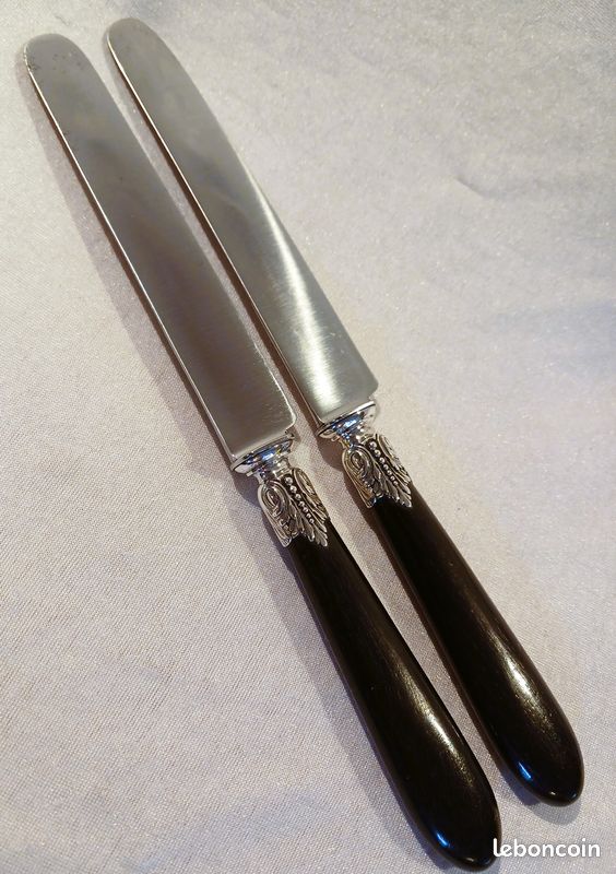2 couteaux de table viroles argent signés Peter (image 3)