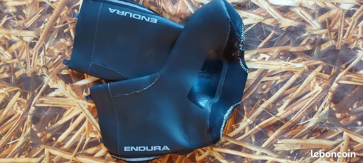 Sur chaussures " ENDURA" 2XL (image 1)
