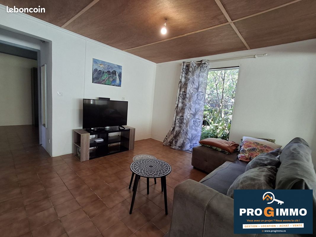 Maison 7 pièces 200 m² · au Tampon · 200 m² · 420 000 €