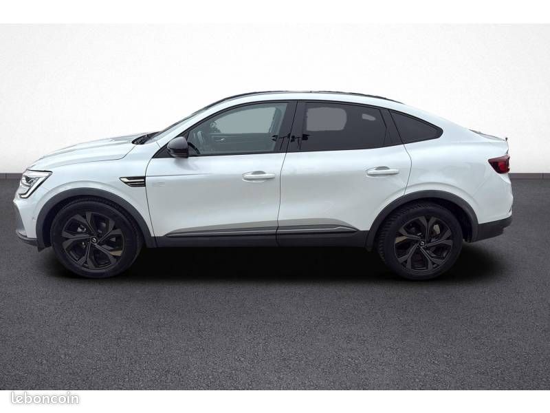 Renault Arkana E-Tech hybride 145 - 22 Engineered (image 3)