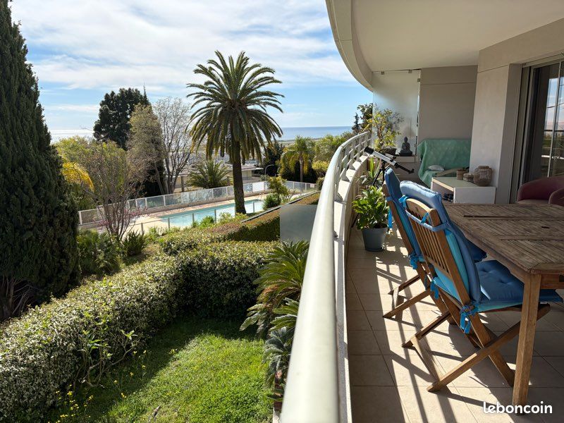 Appartement 4 pièces 123 m² · à Nice · 123 m² · 940 000 €