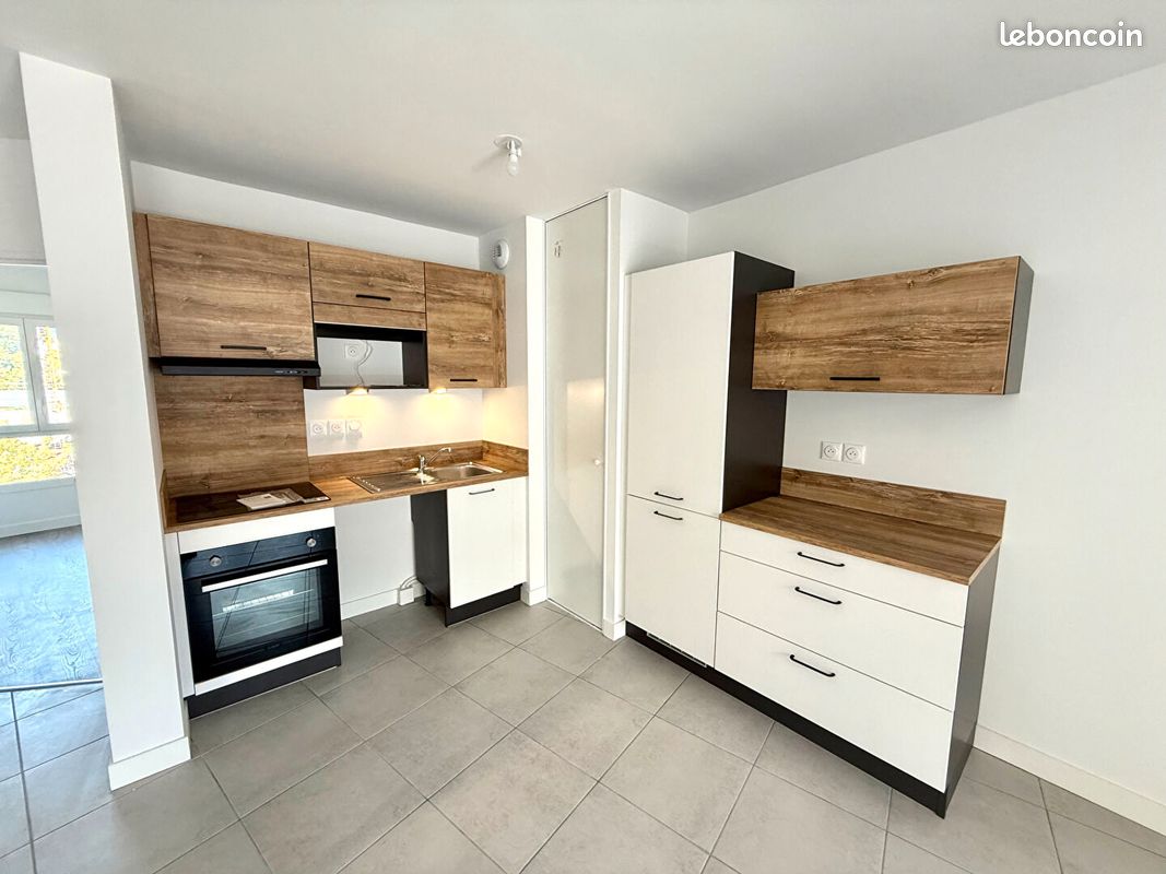 Appartement 3 pièces 72 m² · à Aix-les-Bains · 72 m² · 1 136 €