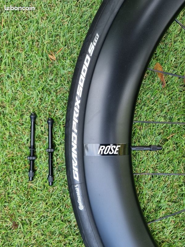 Ensemble Roues Vélo Course Carbone Detec U-60 – Profil 60mm – Occasion