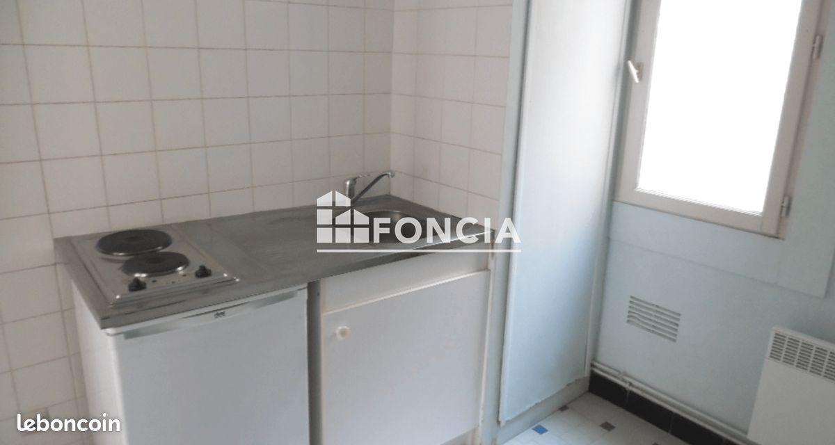 Appartement 1 pièce 28 m² · à Orléans · 27,8 m² · 374 €/mois