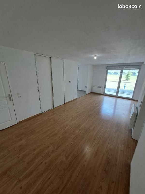 Appartement 4 pièces 107 m² · à Reims · 107 m² · 876 €/mois
