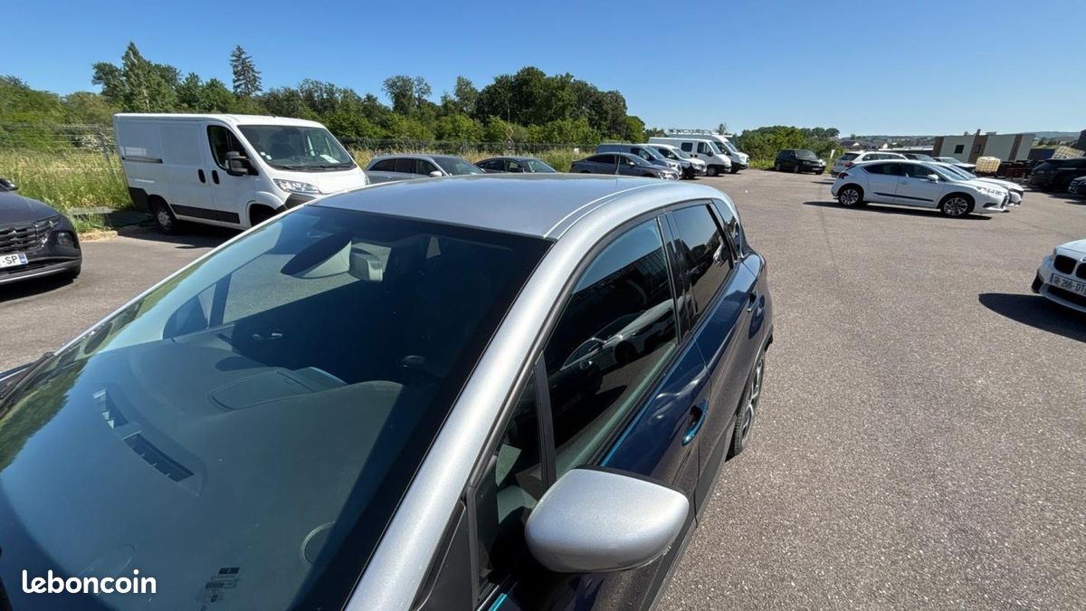 Renault Captur TCe 150 FAP EDC Intens (image 25)