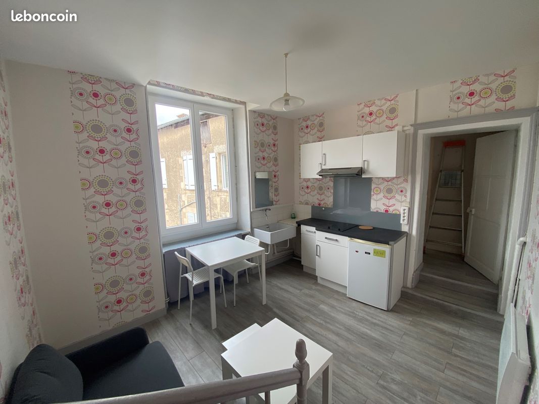T2 meuble centre ville - Poitiers 86000 (image principale 0)