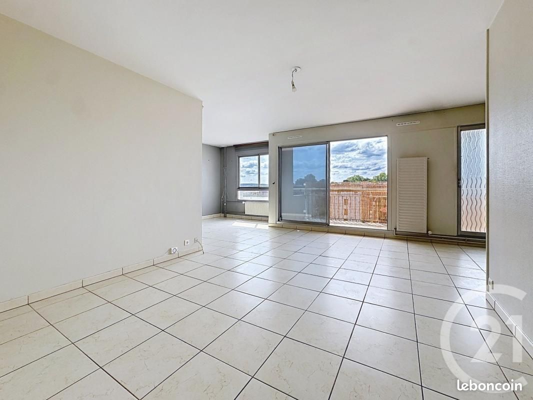 Appartement 4 pièces 73 m² · à Le Petit-Quevilly · 73 m² · 112 350 €