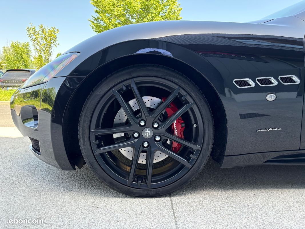 Maserati granturismo s 4.7 v8 boite f1 / bose (image 25)