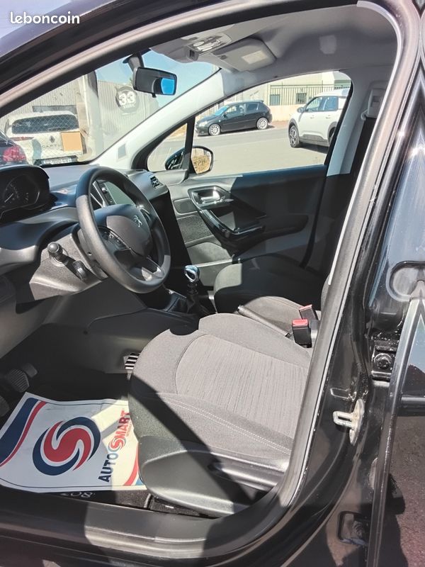 Peugeot 208 1.5 bluehdi 100cv active 5 places Boîte 6 vitesses (image 9)