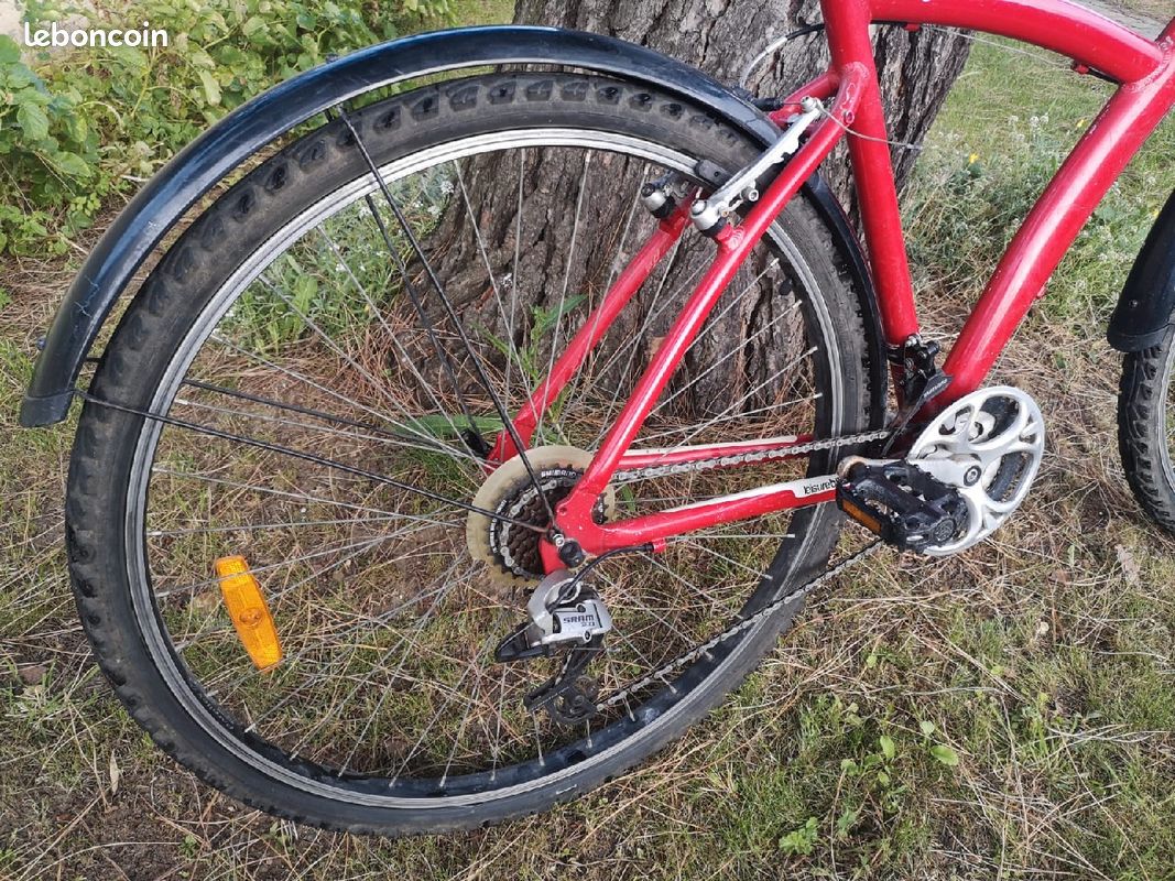 Vélo DÉCATHLON VTC Original 5, pour adolescents ou jeune adultes ( B'twin) (image 4)