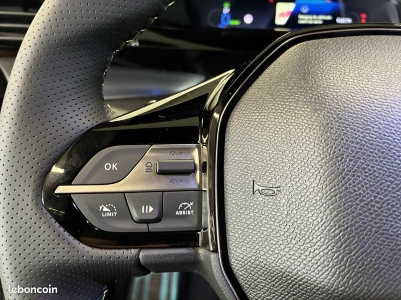 Peugeot 408 Plug-in Hybrid 240ch GT Exclusive e-DCS7 (image 21)