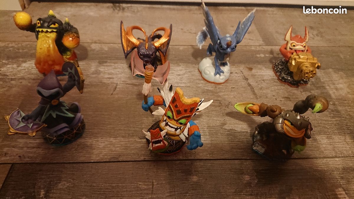 7 figurines skylanders à l'unité (en lot à 30) (image 1)