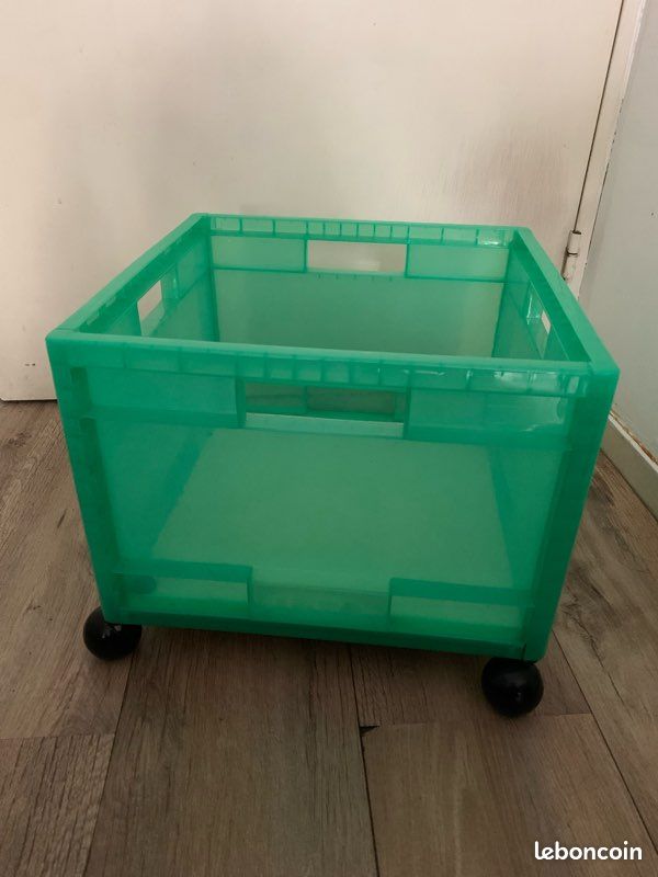 Boîte de rangement à roulettes verte modèle MÅRD IKEA