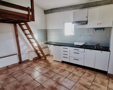 Studio avec terrasse abritée - centre Perpignan - Visale demandé
