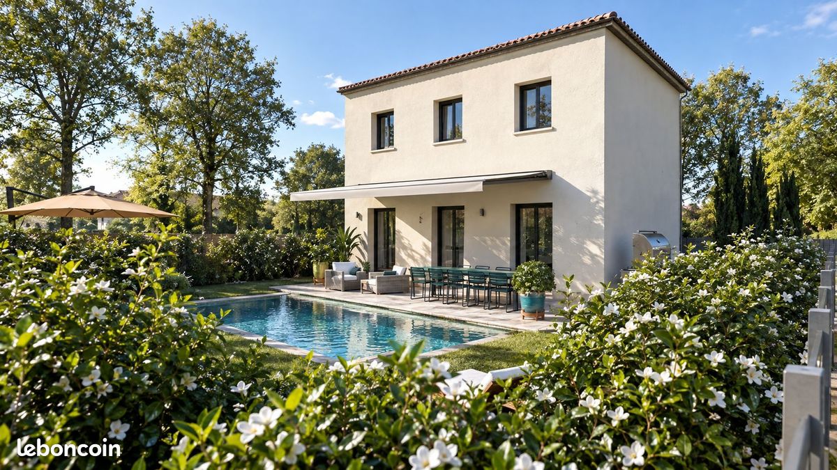 Terrain à bâtir de 421 m² à LA FARE-LES-OLIVIERS (13) · 230 000 €
