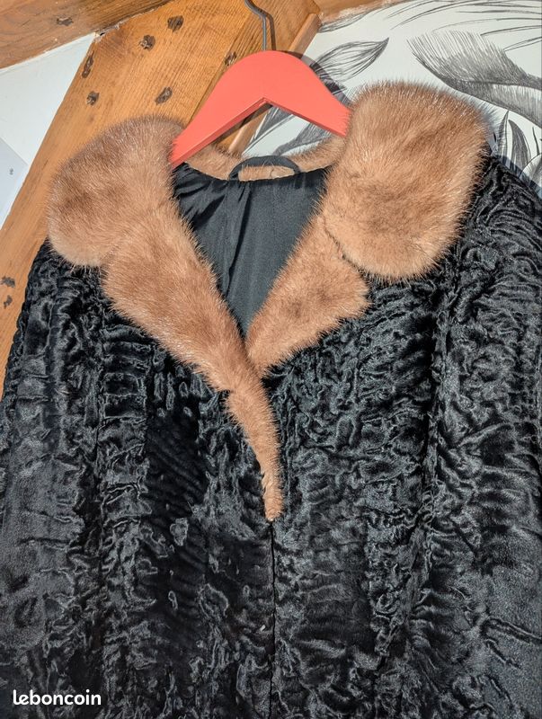 Manteau En Fourrure Véritable Astrakan Et Vison – Qualité Exceptionnelle – Taille M