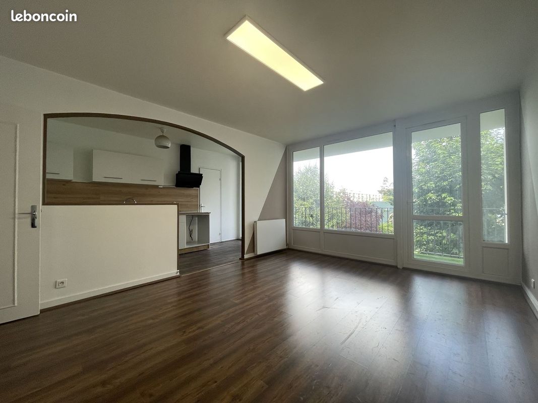 Appartement 3 pièces 67 m² · à Villeneuve-Saint-Georges · 67 m² · 185 000 €