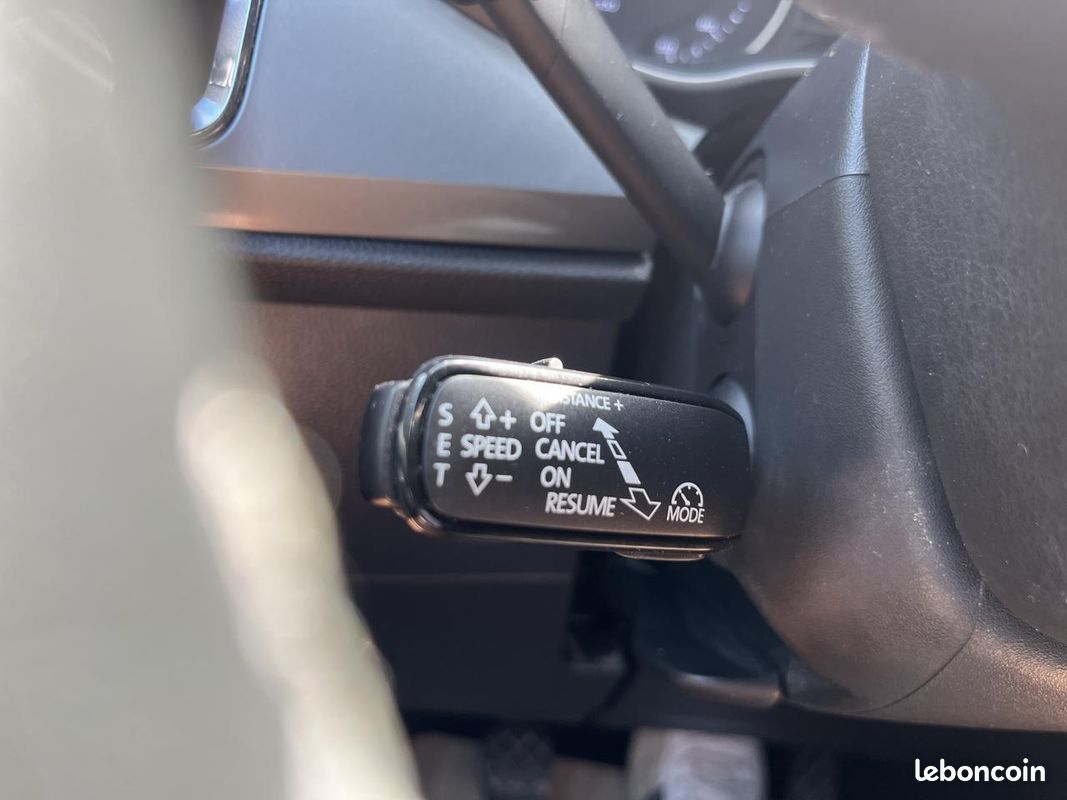 SEAT ATECA 1.6 TDI 115 CV Start&Stop ECOMOTIVE STYLE / CAMERA / REGULATEUR / BLUETOOTH (image 11)