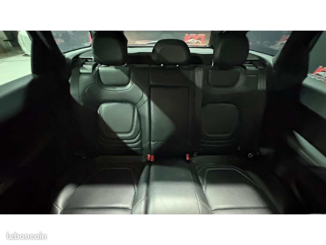 DS DS 5 1.6 e-HDi - 115ch - BVA So Chic - garantie 6 mois (image 22)