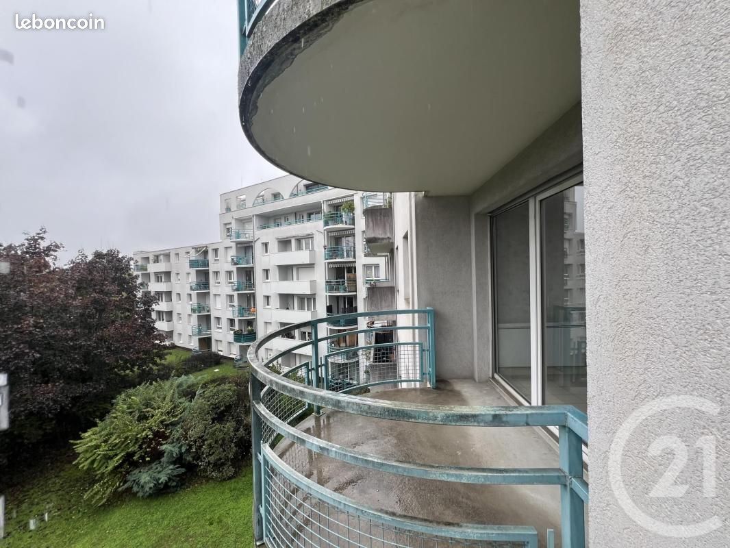 Appartement 3 pièces 69 m² · à Grenoble · 69 m² · 886 €