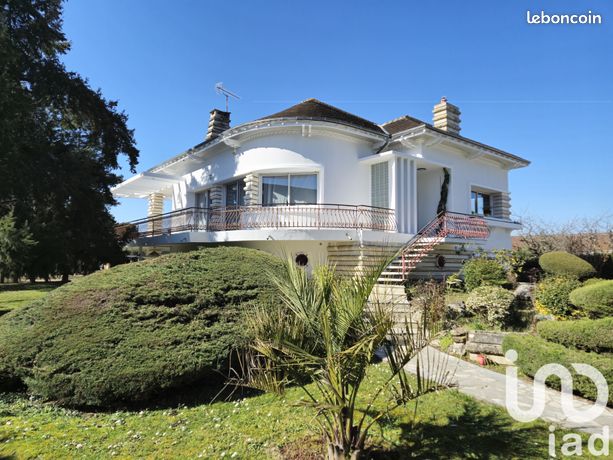Propriété 9 pièces 210 m²