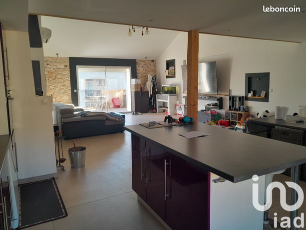 Immeuble 298 m² Coursan