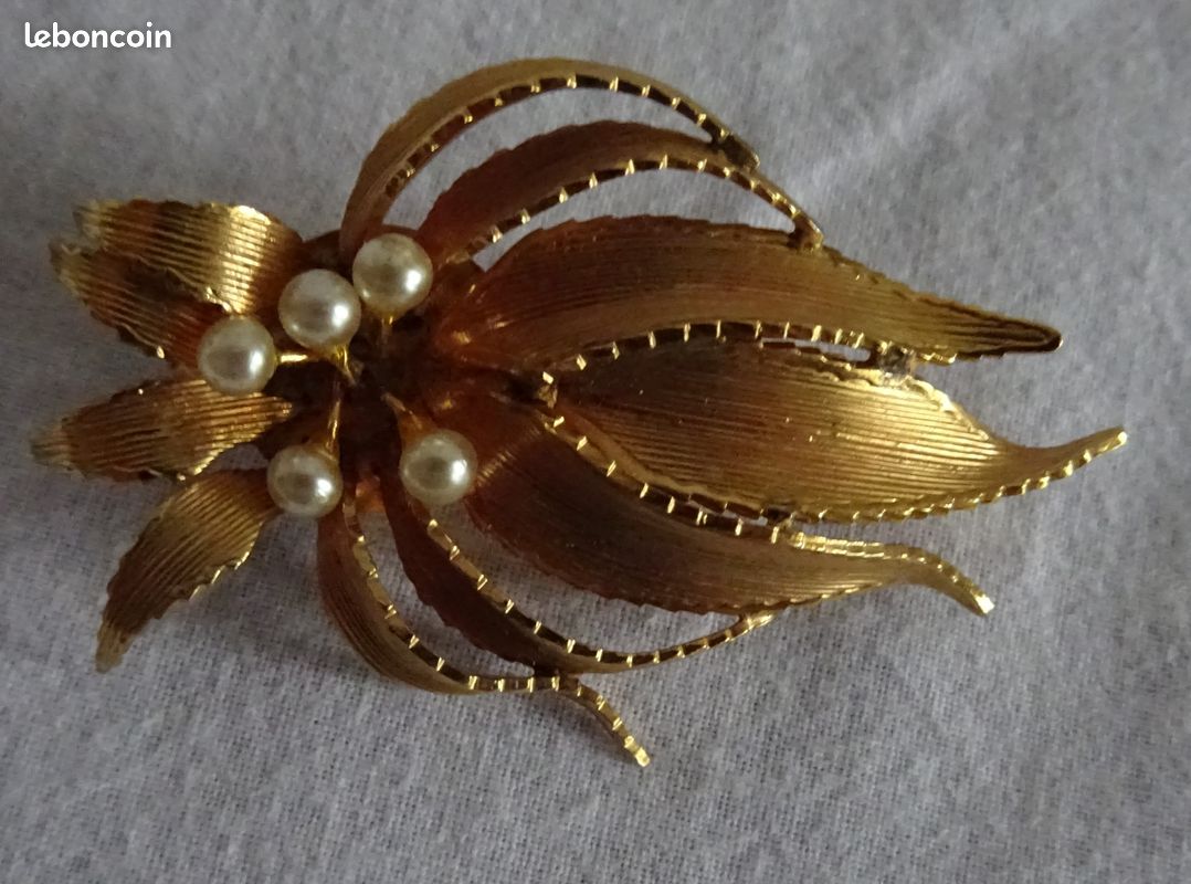 Broche Plaqué Or - Bijou Vintage Occasion Bon état, Sans Marque, Style Classique