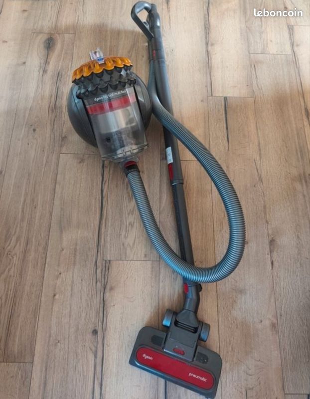 Dyson multifloor 2 à saisir 100e (image 1)