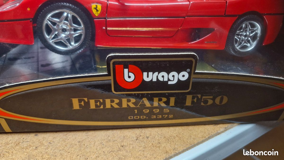 AV248 BURAGO 1/18 1:18 FERRARI F50 1995 REF 3352