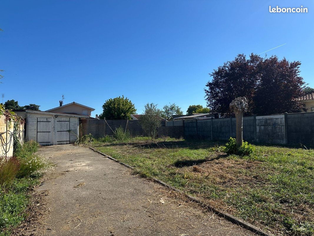 Terrain 280 m² · à Villenave-d'Ornon · 280 m² · 147 000 €