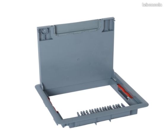 Couvercle plastique pour boite de sol version standard 12 modules ou 18 modules -Legrand (image 2)