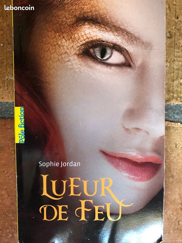 Lueur de feu tome 1: lueur de feu (Sophie Jordan) (image 1)