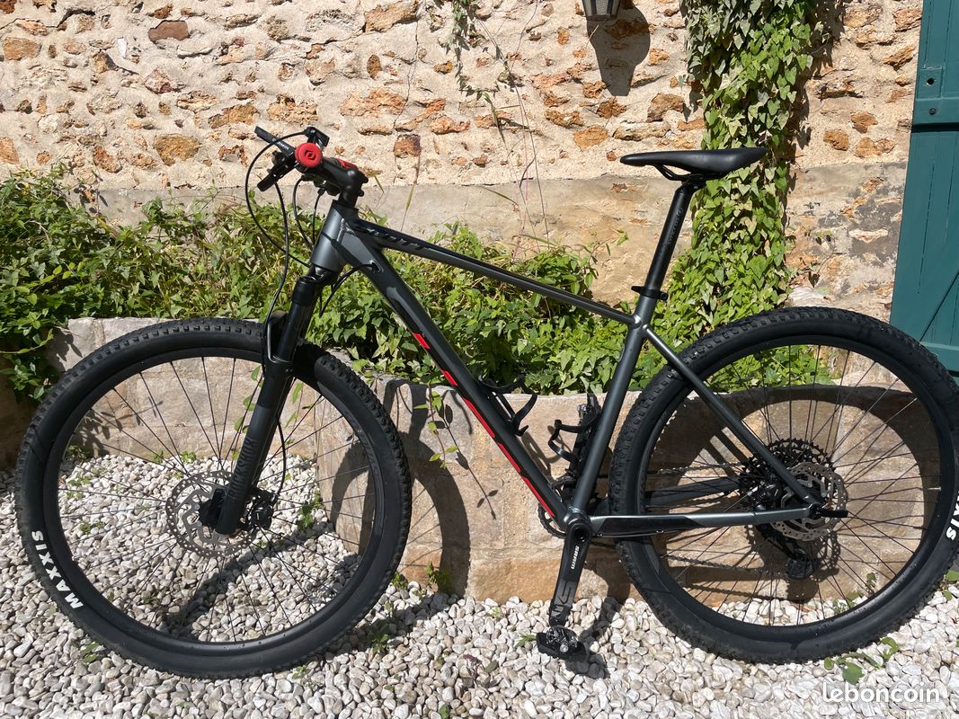 Vtt Scott Scale 970 29 Pouces VTT Scott Scale 970 Taille L Vélos