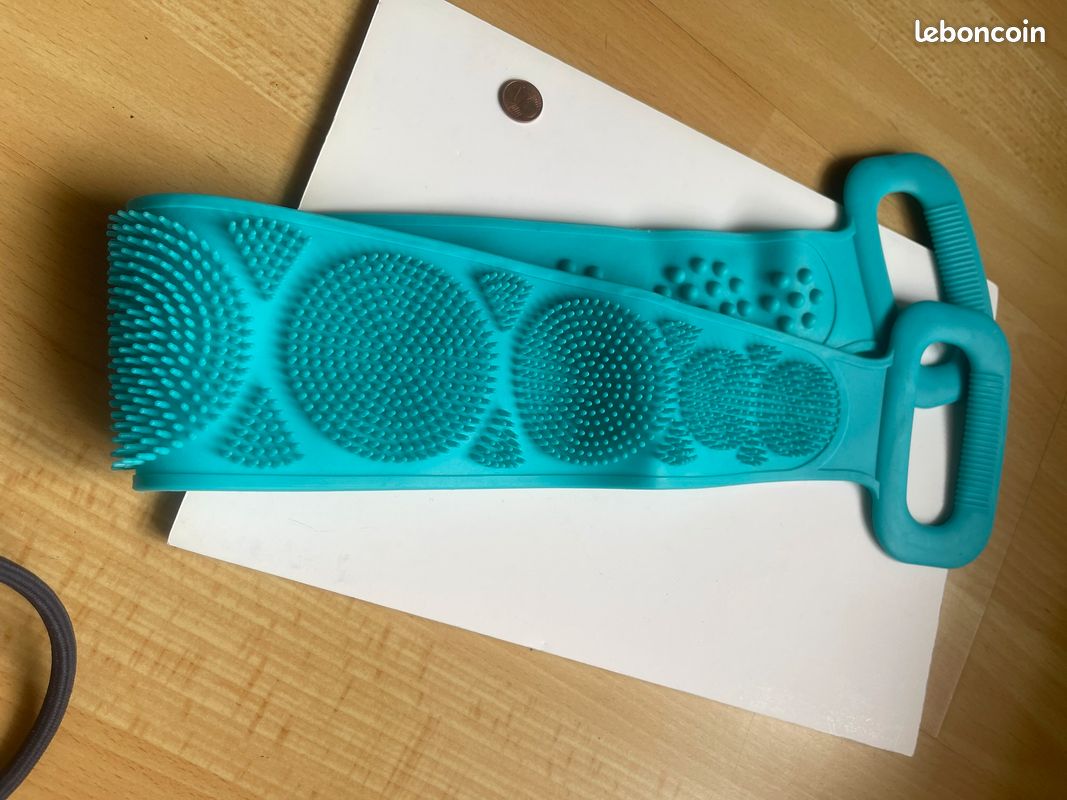 Brosse à dos..indispensable dans la salle de bains :) (image 8)