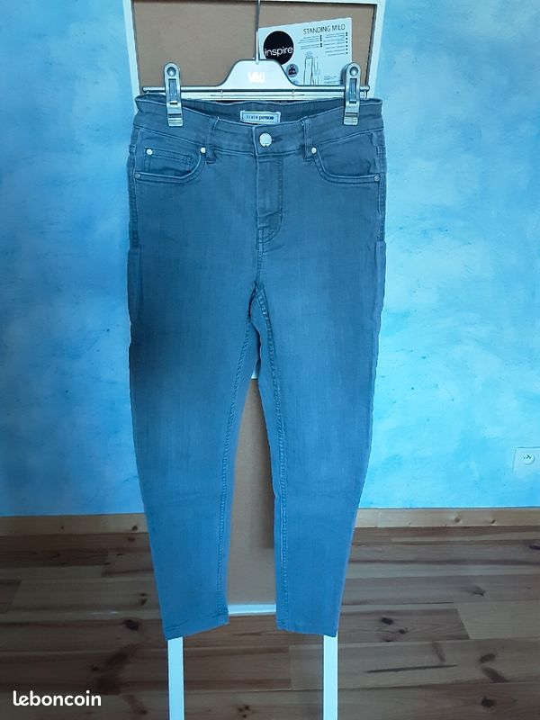 Jean skinny gris clair (image 1)