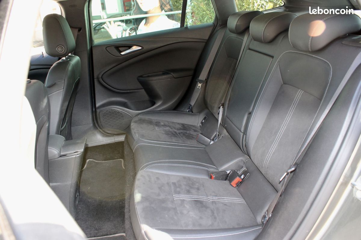 Opel astra k sports tourer - elite - 1.6l 136ch - intellilux - filet coffre - cam.rec - carplay (image 7)