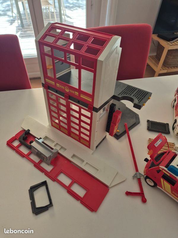 Lot Playmobil pompiers (image 4)