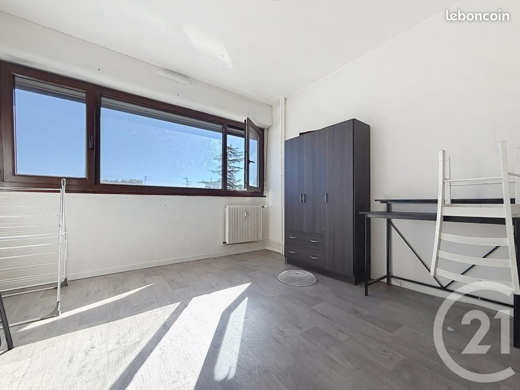 Appartement 2 pièces 46 m² · à Montbéliard · 46 m² · 29 000 €