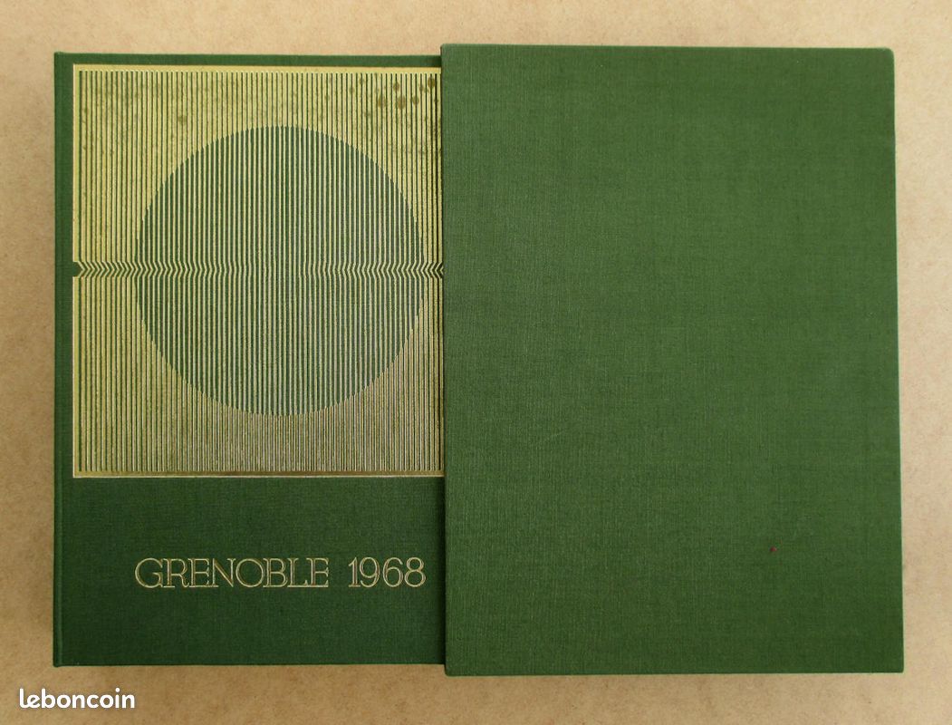 Livre Jeux Olympiques Grenoble 1968 – Équipe USA – Vintage