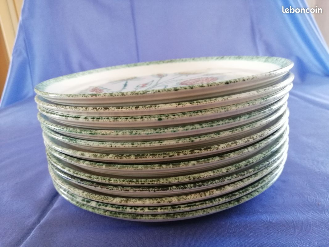 12 assiettes motif floral chardons (image 1)