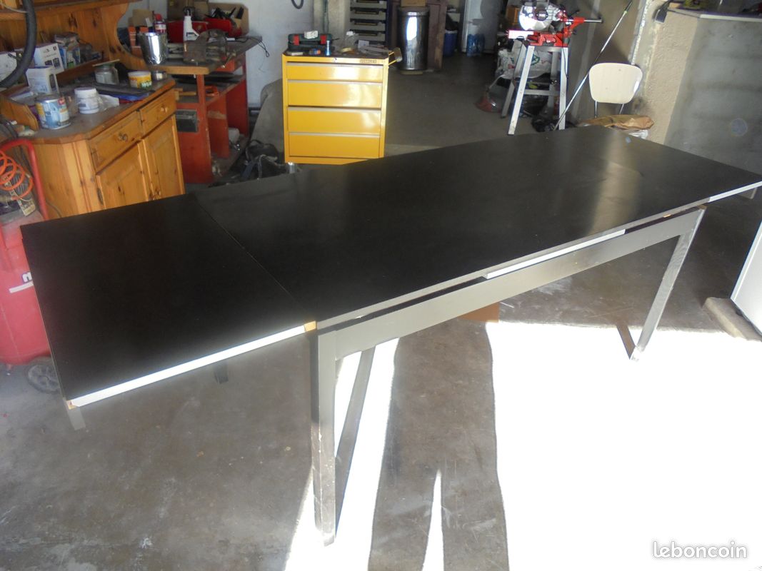 Table (image 1)